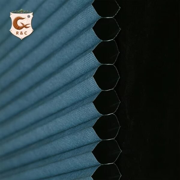 Motorized Blackout Honeycomb Blinds with Remote Control - 图片 5